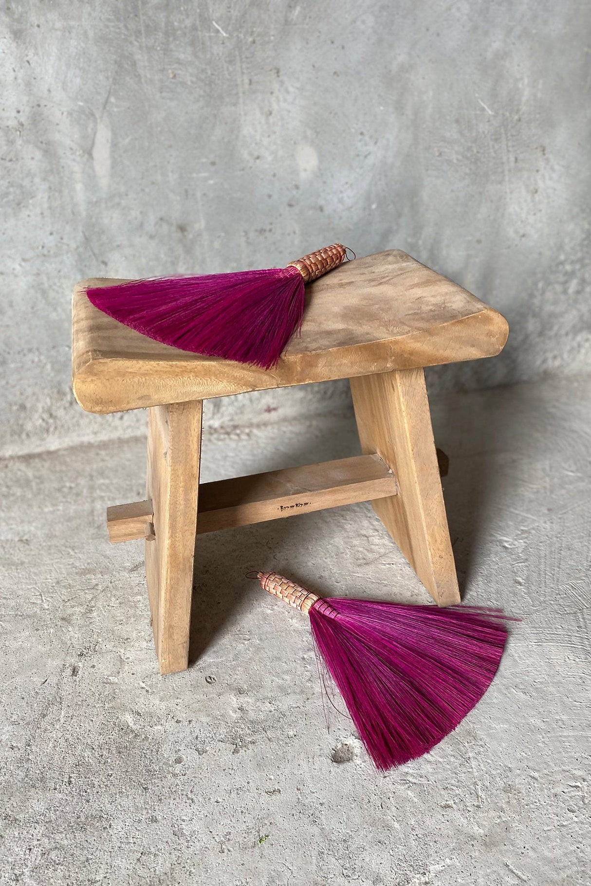 Suar Wood Stool - Handmade in Bali