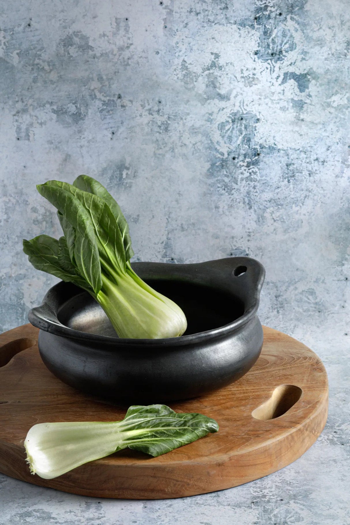 Black Terracotta Serving Pot with Lid