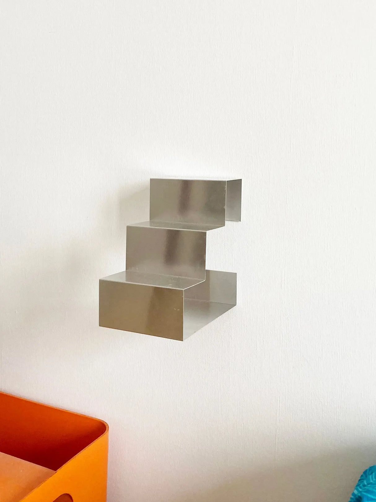 Wall-Mounted Shelf "SCAL 12" OK.VMH