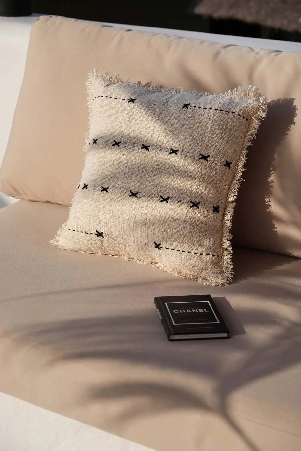 FRENCH KISS - Cushion Cover