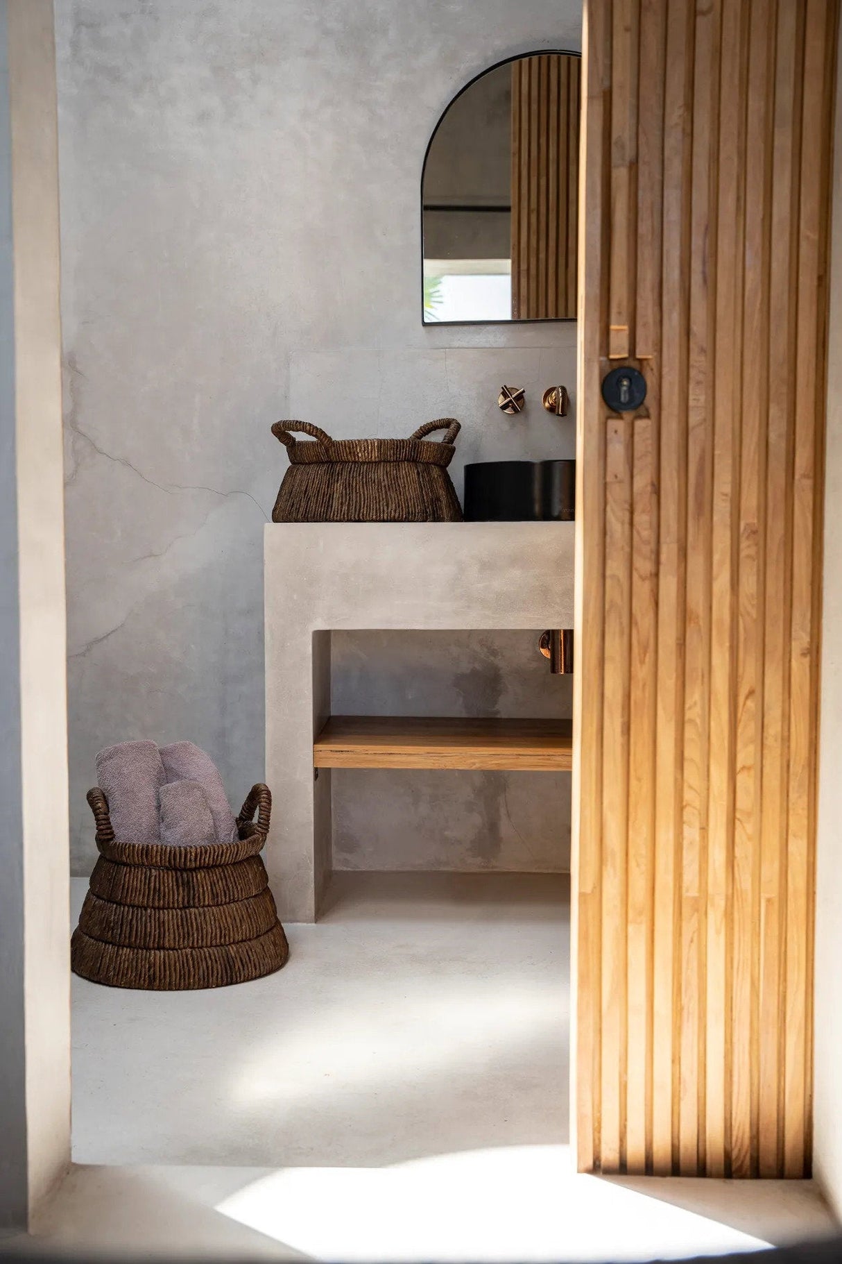 CHISOMO - Handcrafted Basket