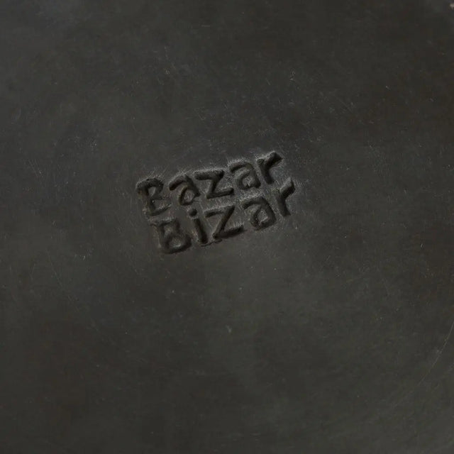 This black burnt terracotta plate combines beauty and practicality. Ideal for any occasion, it's dishwasher safe and food safe, making it both stylish and functional.