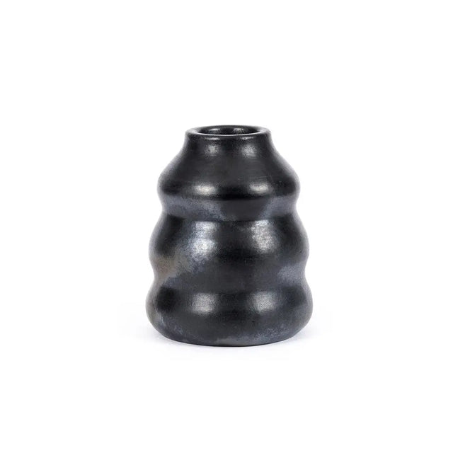 Elevate your home décor with this versatile black terracotta vessel. Ideal for dried flowers or storing kitchen utensils, it complements your vibrant meals beautifully.