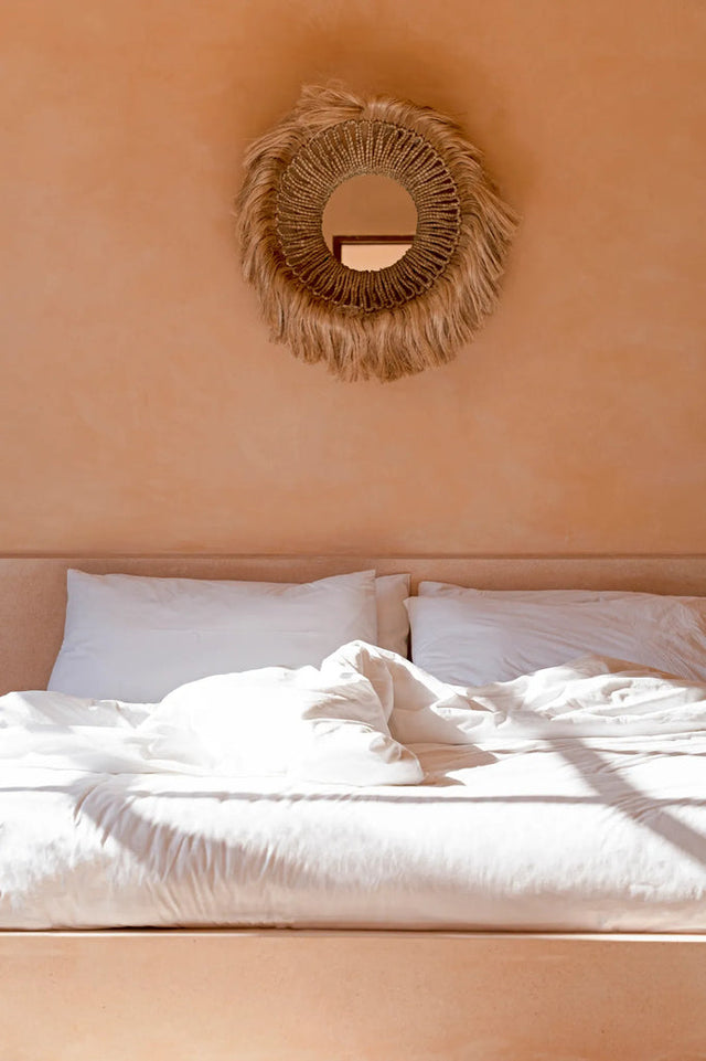 Abaca Round Mirror – Handcrafted Abaca Grass, Boho Chic Sustainable Decor Bazar Bizar