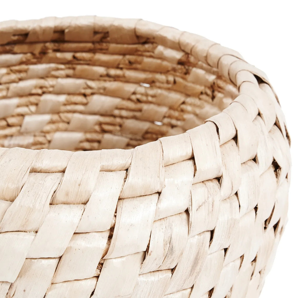 Chidi Basket – Natural Banana Leaf Storage with Unique Diagonal Design